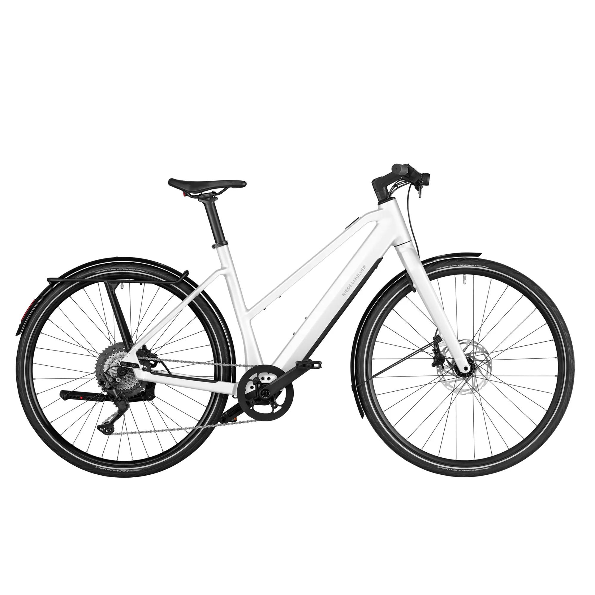 UBN Seven touring