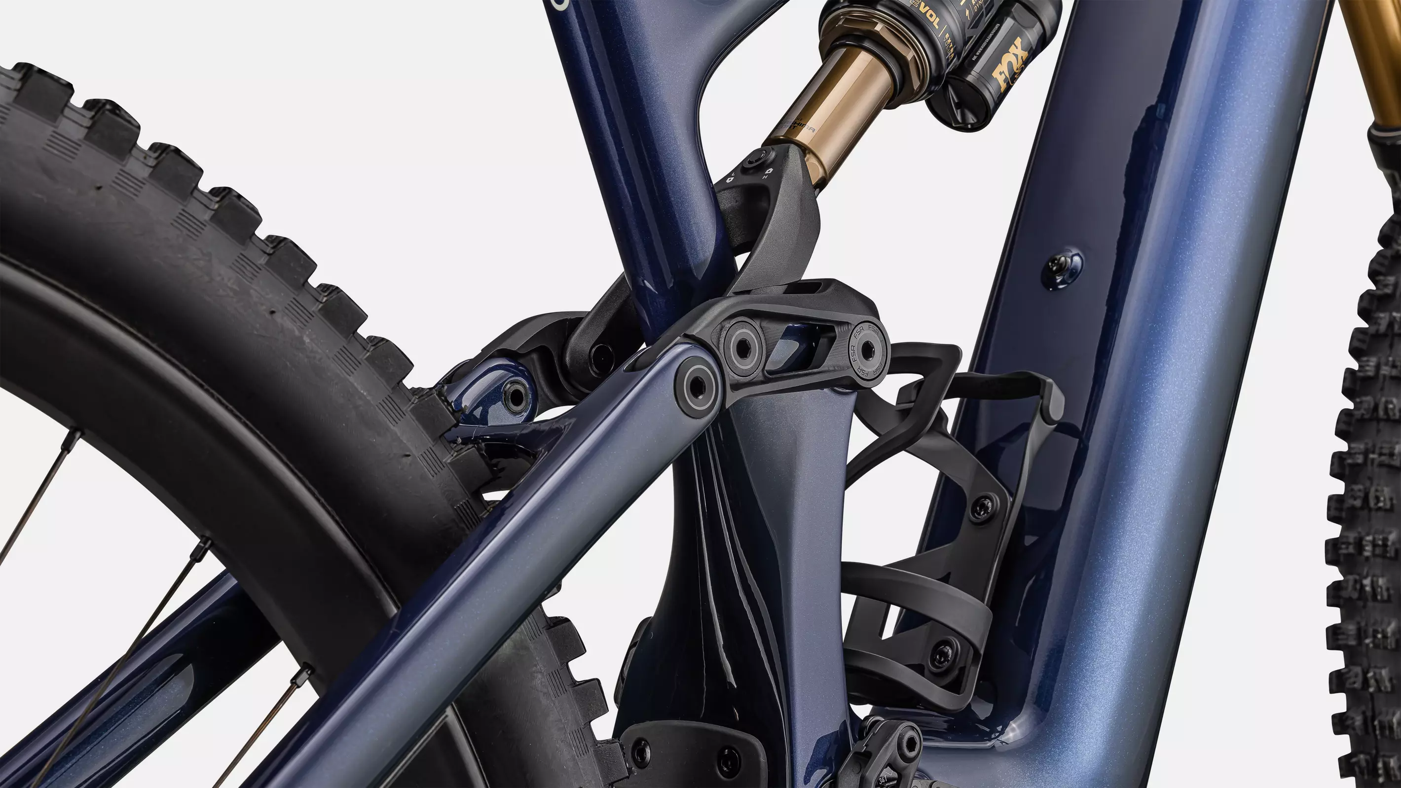 LEVO 4 PRO CARBON  2026